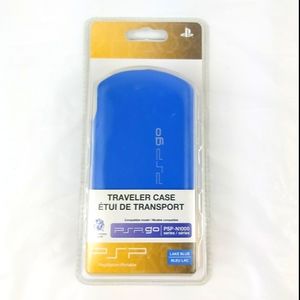 - PS 2  Go playstation blue travelers case Sealed